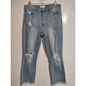 Articles Of Society womans cropped jeans size 4 Jean size 27 distressed